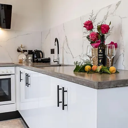 Av بيت للعطل
