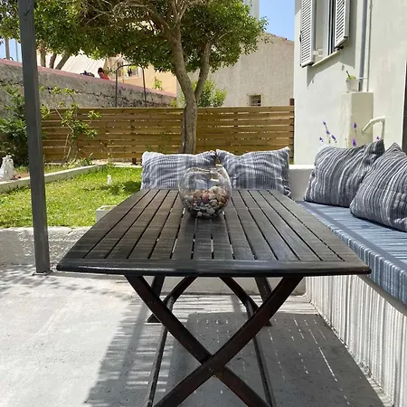Holiday home Av *